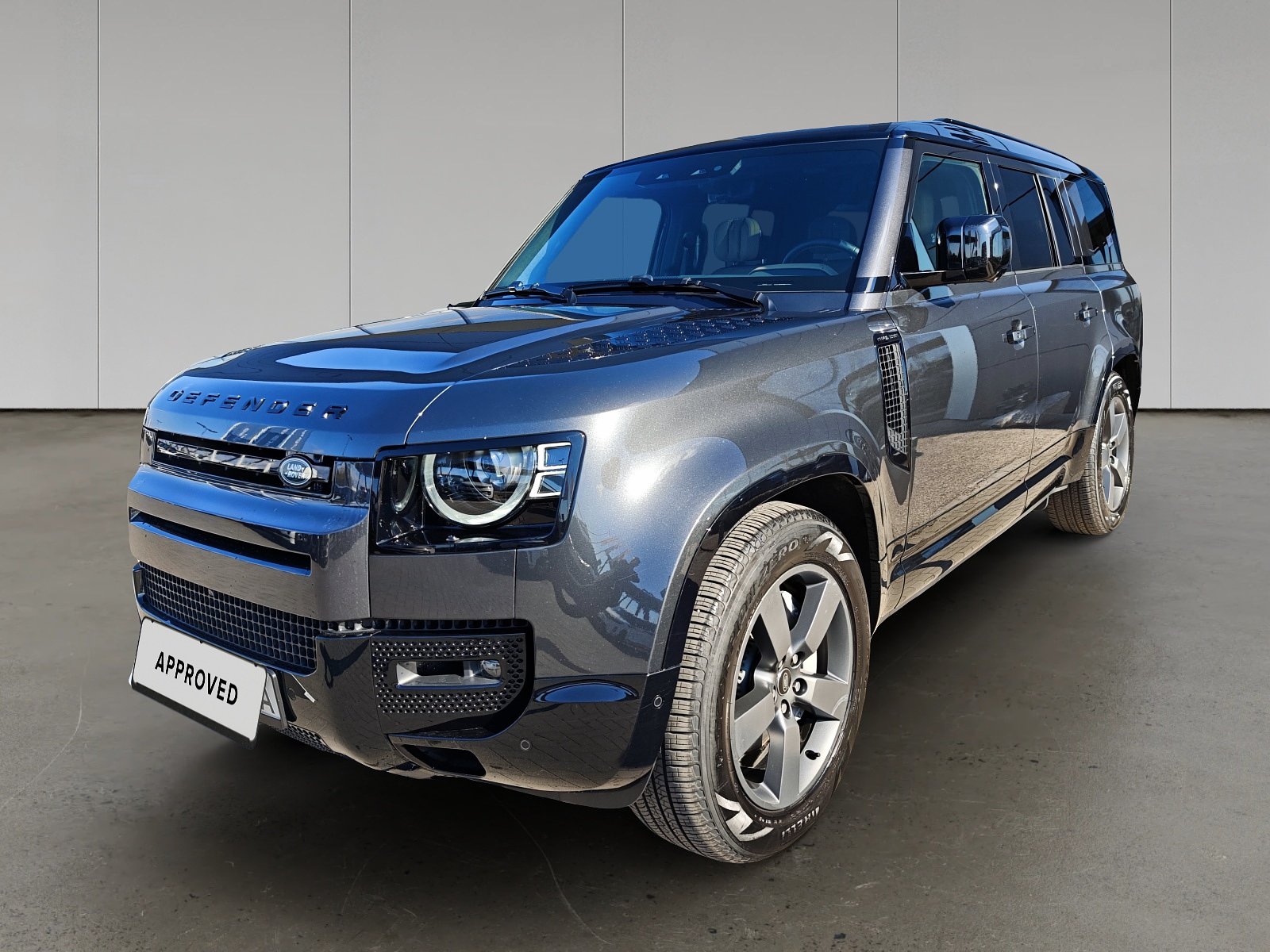Land Rover Defender 130