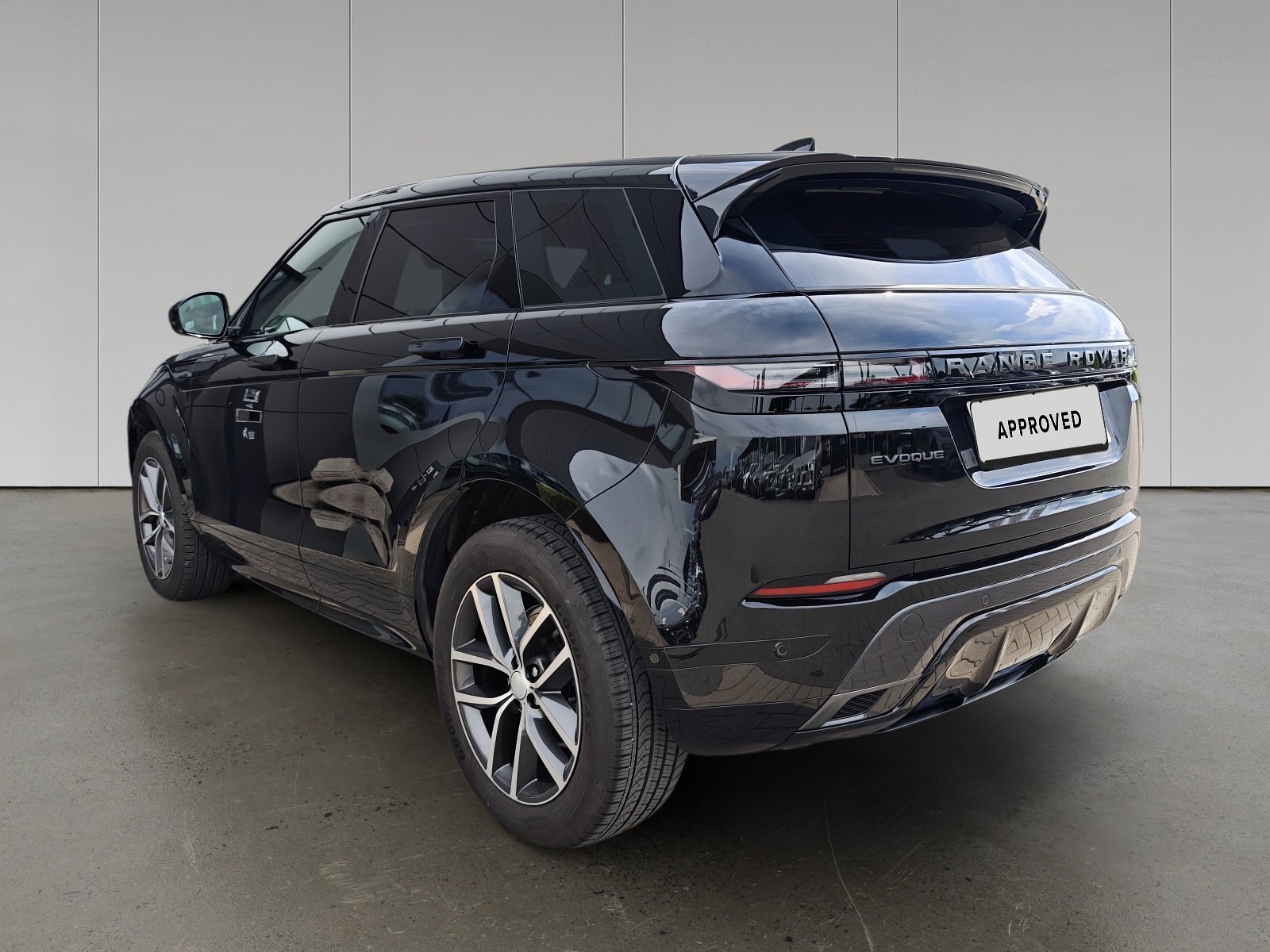 Dynamic SE D200
2.0L Diesel Ingenium (204KM), Skrzynia automatyczna, Napęd AWD